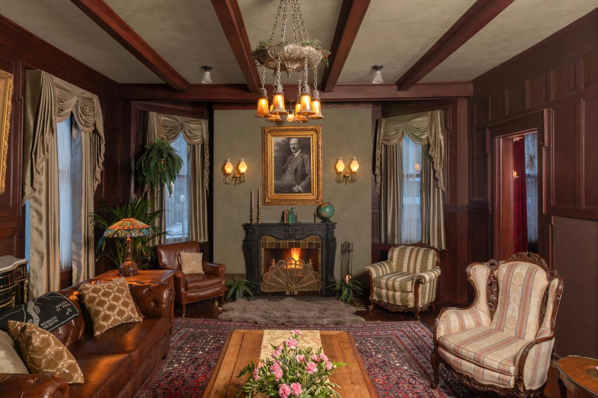 300 Clifton Bed & Breakfast Minneapolis Eksteriør bilde